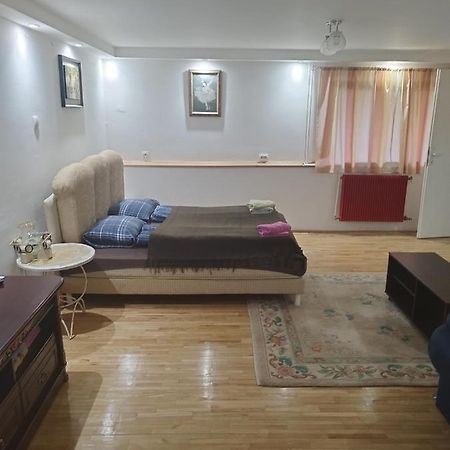 Goksi Apartment 苏博蒂察 外观 照片