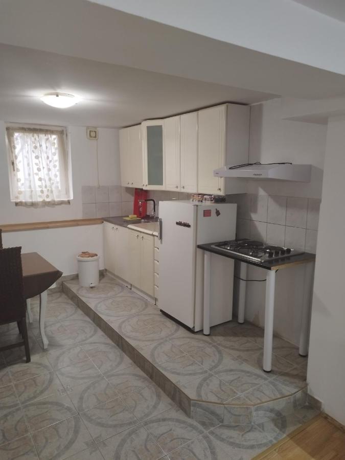 Goksi Apartment 苏博蒂察 外观 照片